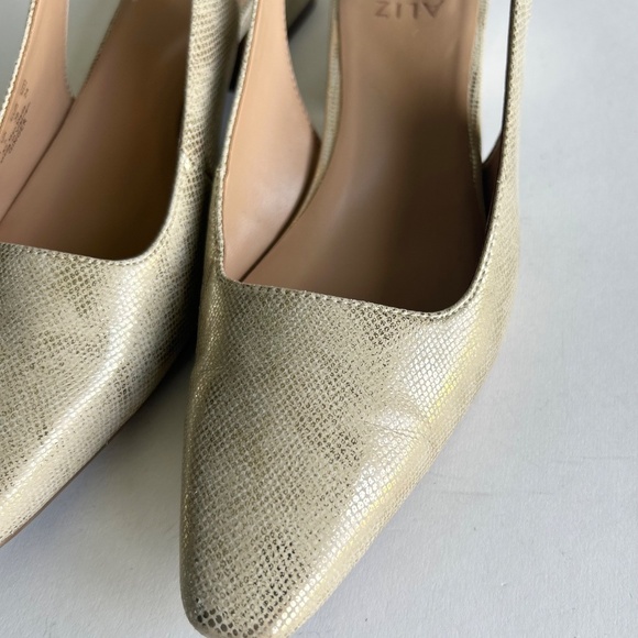 Naturalizer Gold Silver Animal Print Leather Close Toe Slingbacks size 7.5 - Picture 9 of 16